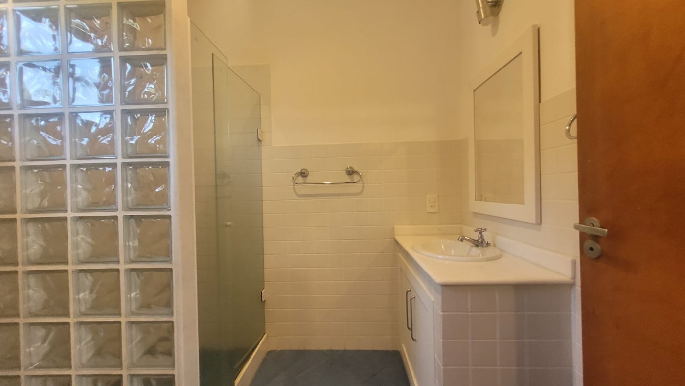 Casa de Condomínio à venda com 4 quartos, 290m² - Foto 37