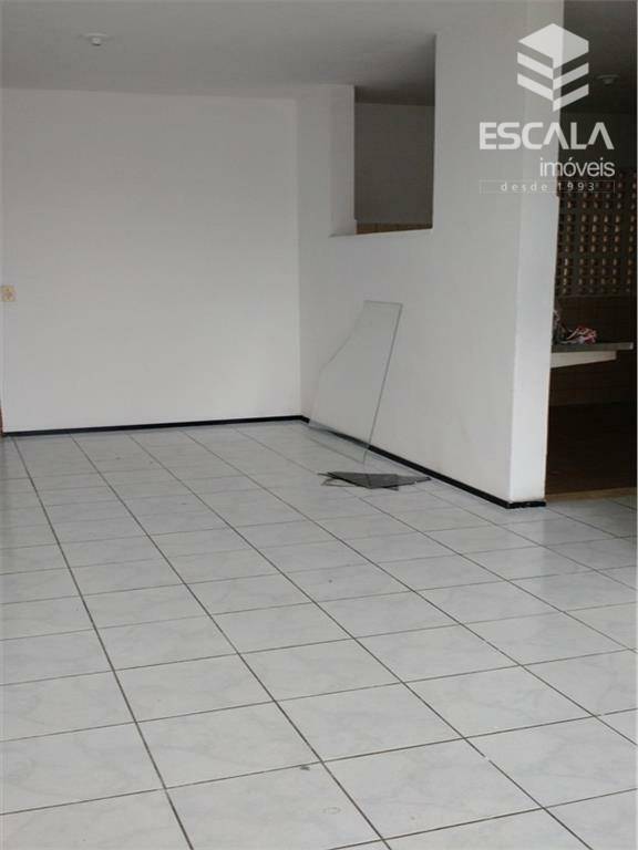 Apartamento para alugar com 2 quartos, 70m² - Foto 7