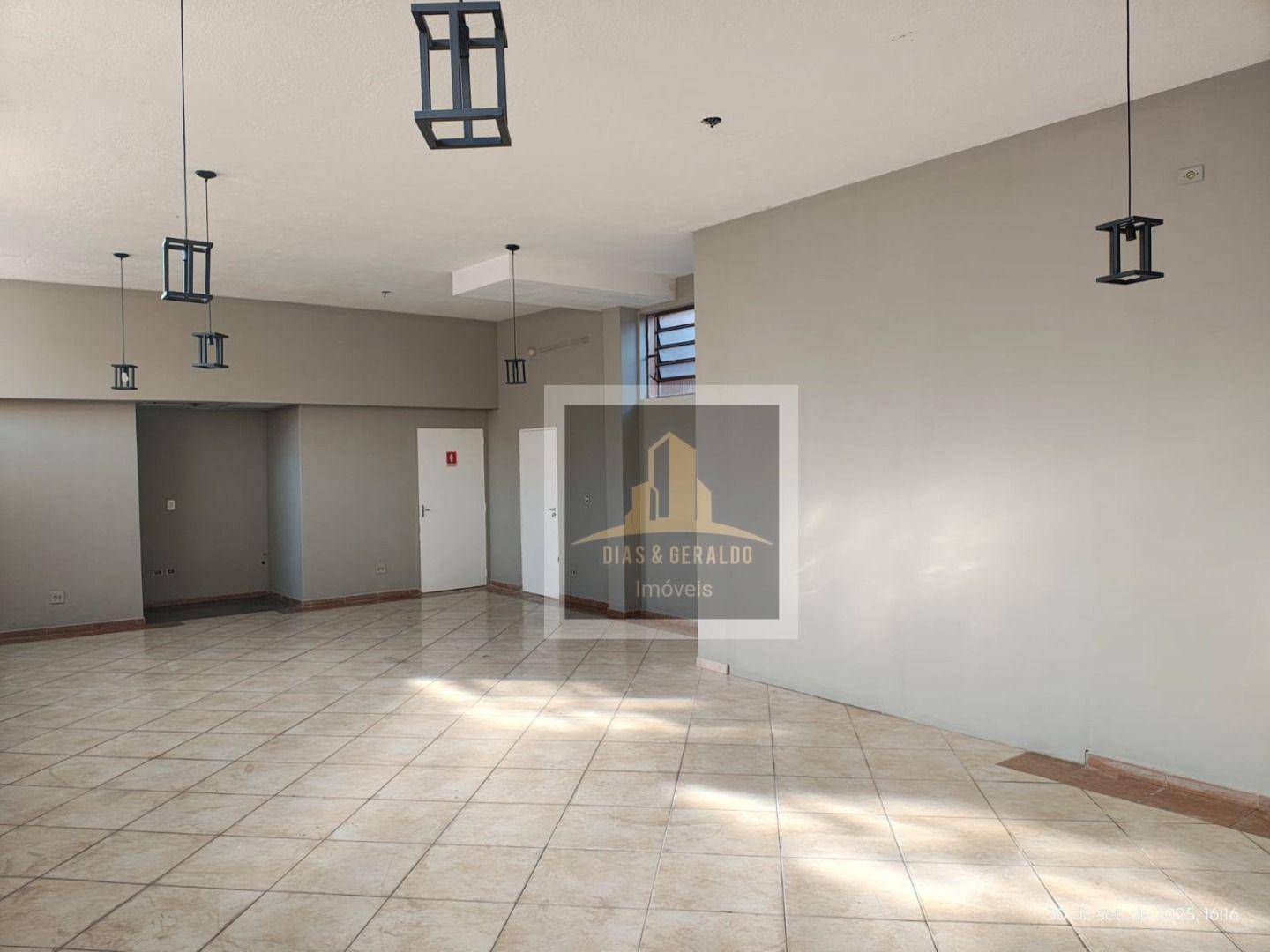 Loja-Salão, 160 m² - Foto 1
