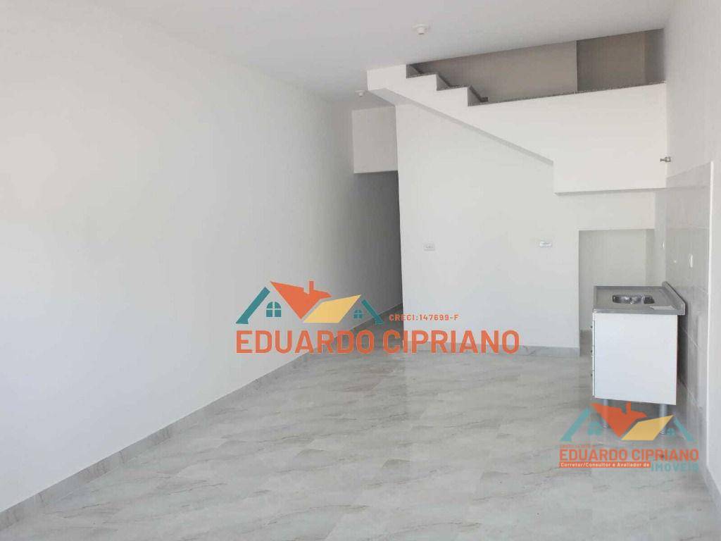 Casa à venda com 2 quartos, 100m² - Foto 8