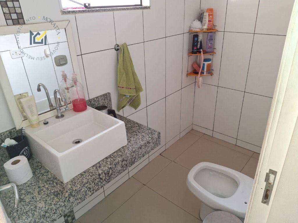 Casa à venda com 2 quartos, 126m² - Foto 8