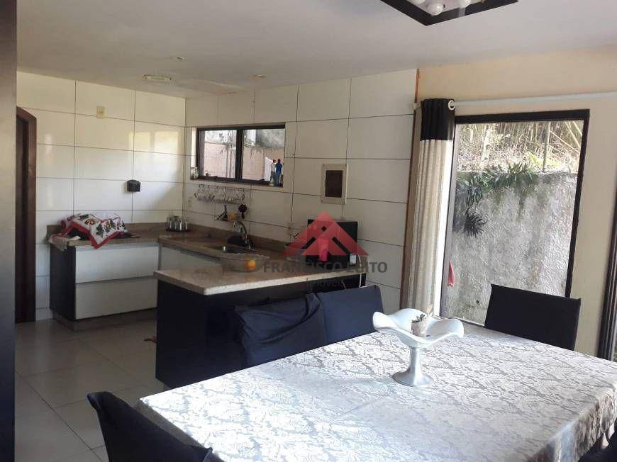 Casa de Condomínio à venda com 4 quartos, 141m² - Foto 3