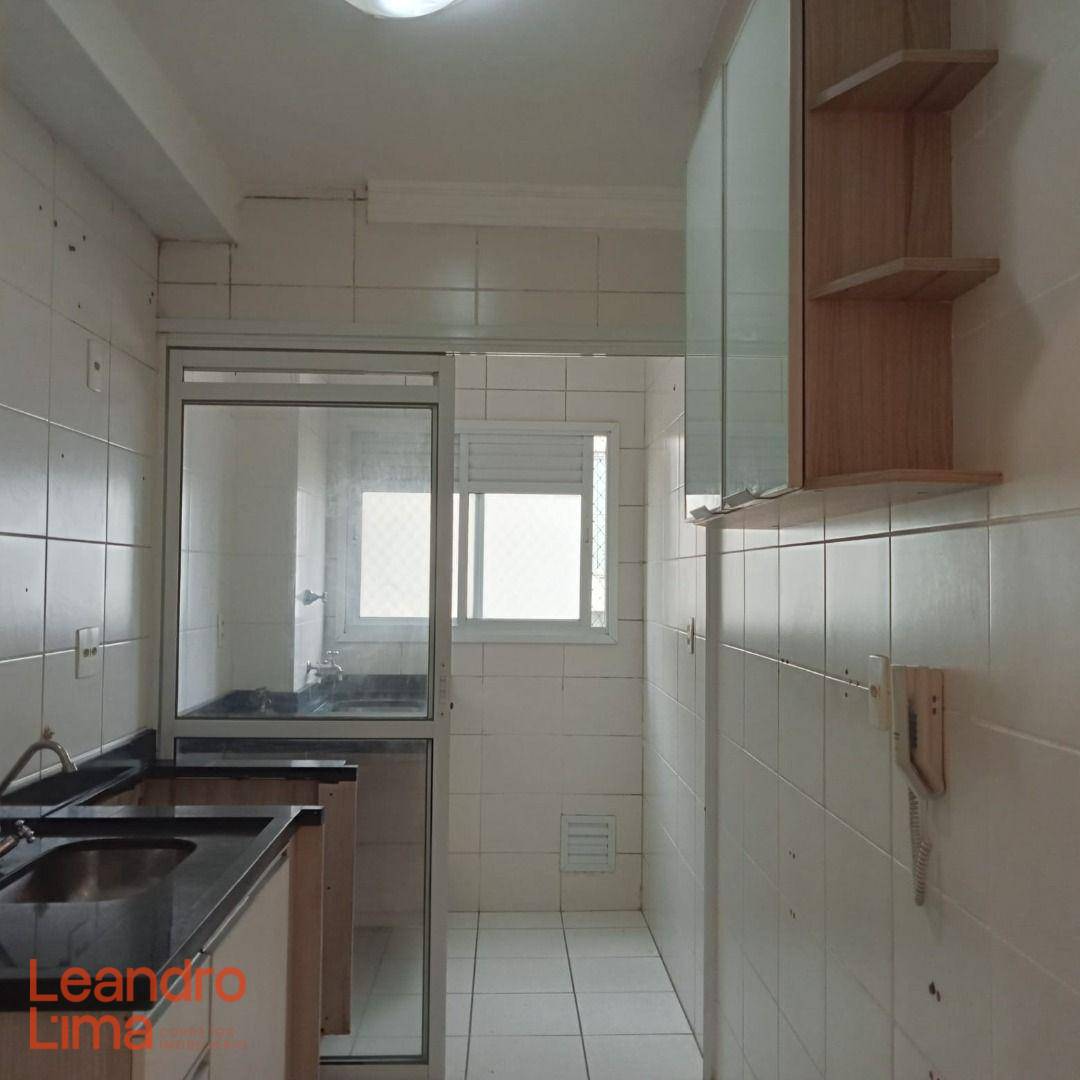 Apartamento à venda com 2 quartos, 46m² - Foto 4