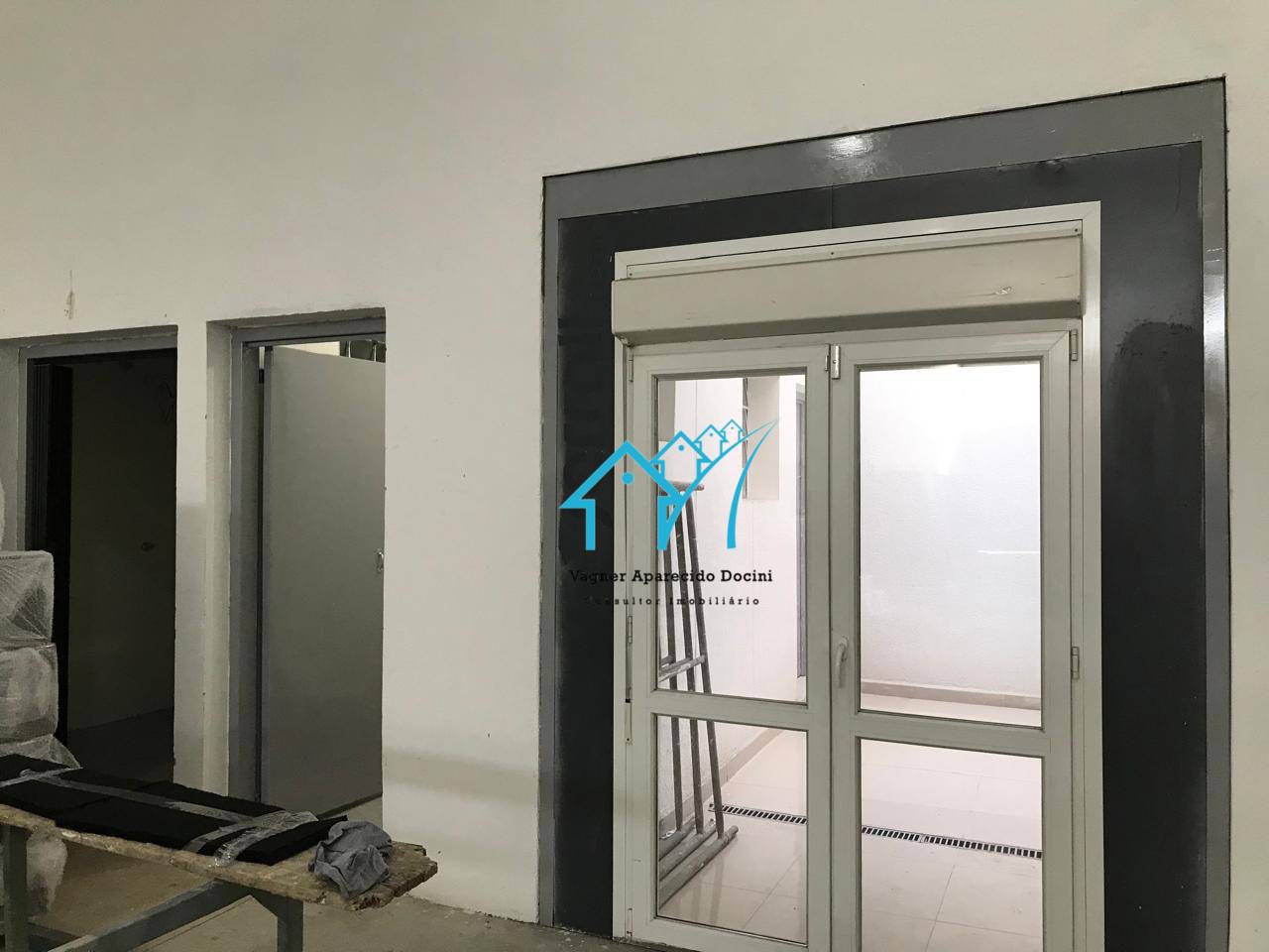 Depósito-Galpão-Armazém para alugar, 400m² - Foto 4