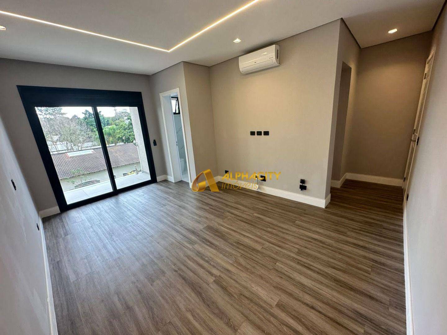 Casa de Condomínio à venda com 4 quartos, 720m² - Foto 3