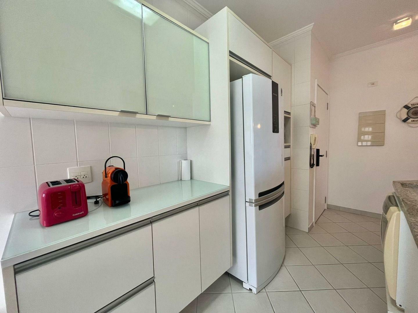 Apartamento à venda com 3 quartos, 131m² - Foto 23