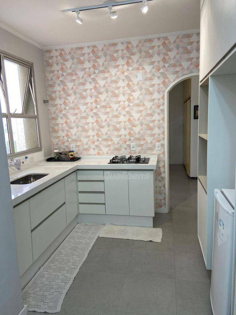 Apartamento à venda com 3 quartos, 126m² - Foto 8