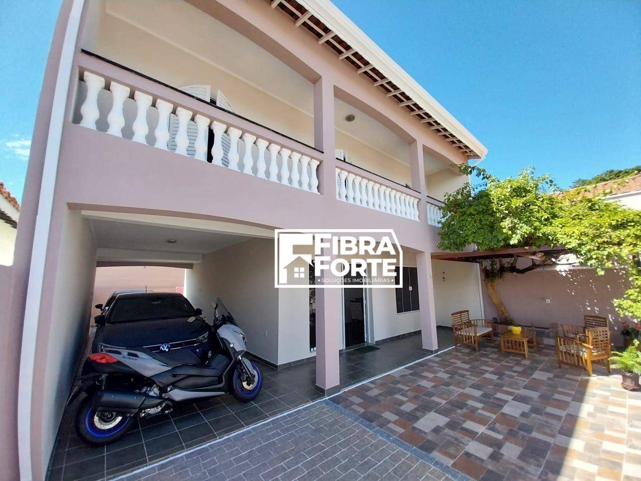 Casa, 3 quartos, 170 m² - Foto 1