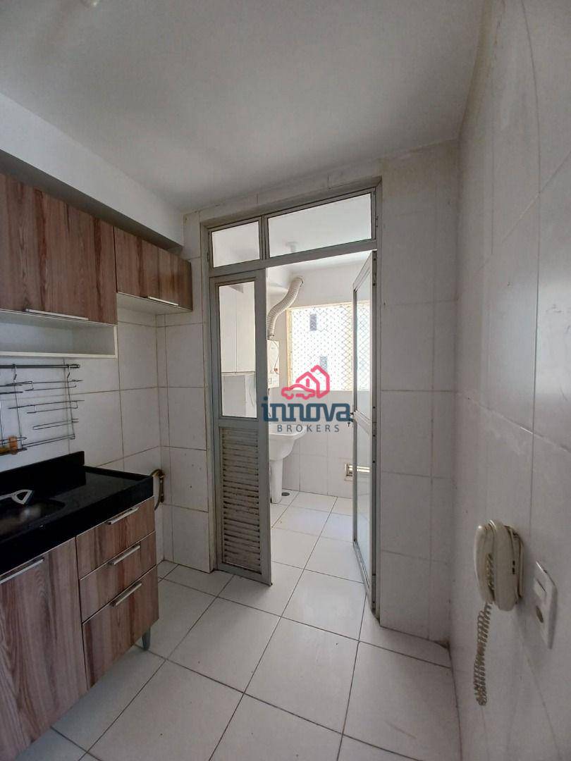 Apartamento à venda com 3 quartos, 76m² - Foto 4