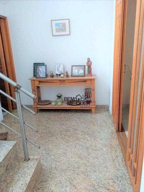 Sobrado à venda com 3 quartos, 300m² - Foto 17