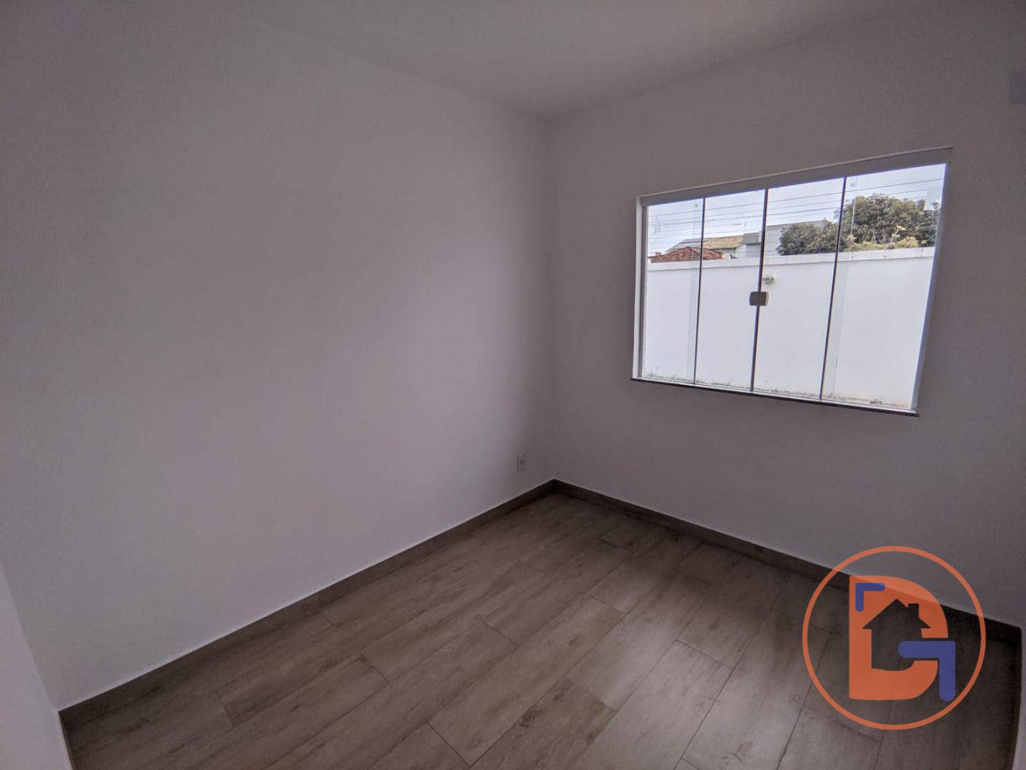 Casa à venda com 3 quartos, 98m² - Foto 9