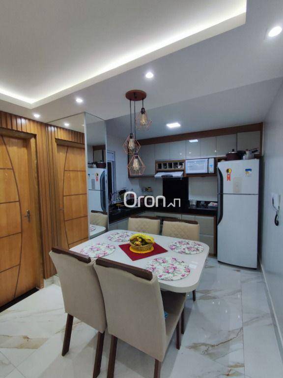 Apartamento à venda com 3 quartos, 67m² - Foto 2