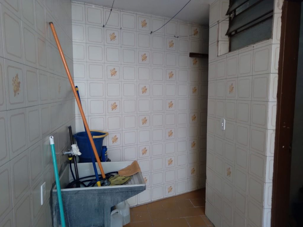 Sobrado à venda com 4 quartos, 120m² - Foto 3