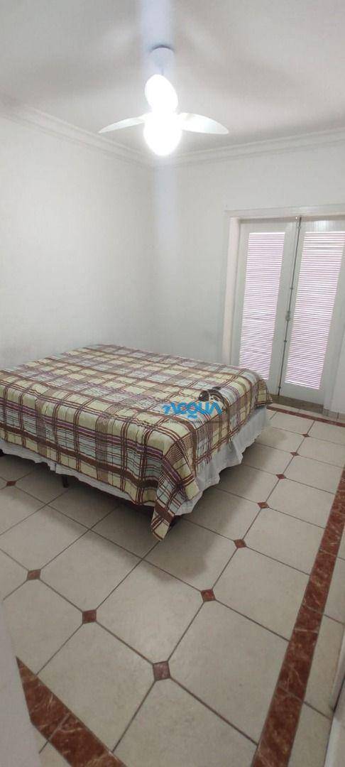 Casa de Condomínio à venda com 6 quartos, 200m² - Foto 18