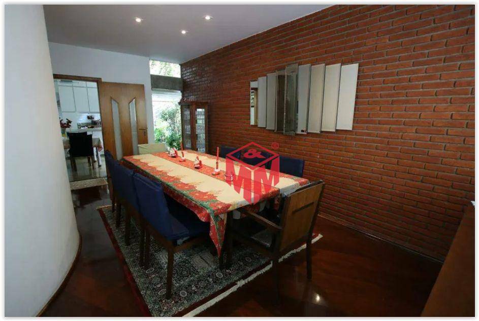 Sobrado à venda com 4 quartos, 388m² - Foto 23