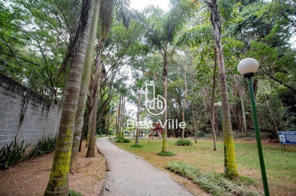 Casa de Condomínio à venda com 4 quartos, 462m² - Foto 35