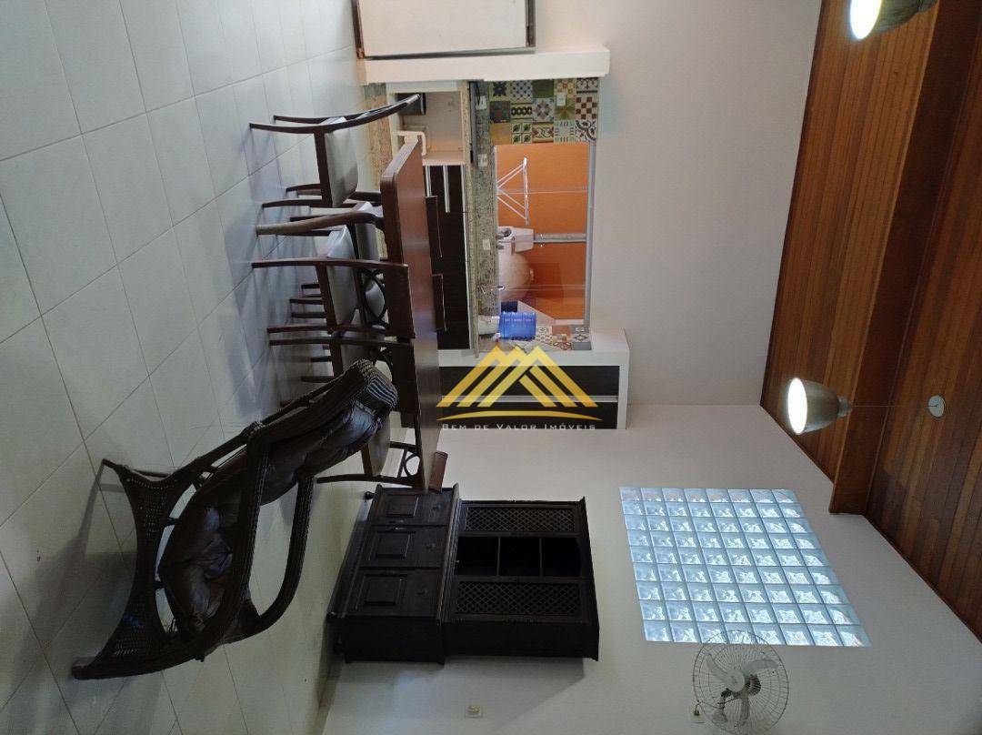 Casa à venda e aluguel com 3 quartos, 400m² - Foto 35