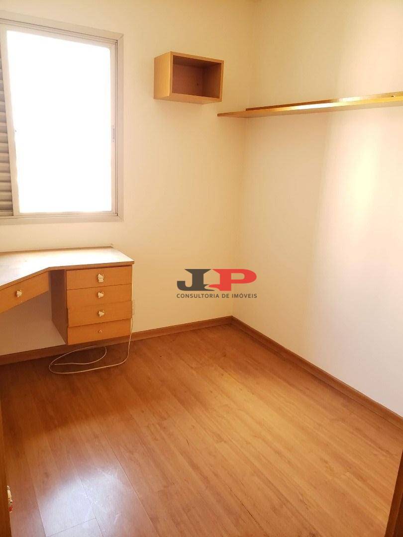 Apartamento para alugar com 3 quartos, 72m² - Foto 14