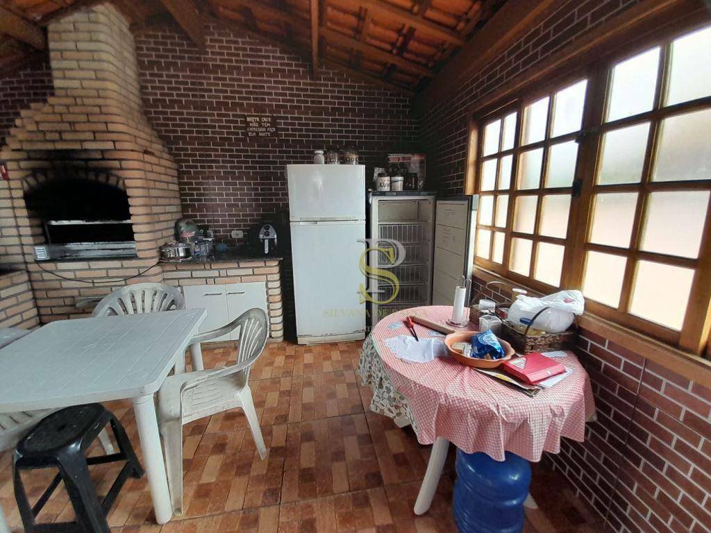 Chácara à venda com 3 quartos, 200m² - Foto 29