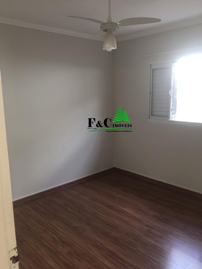 Casa à venda com 3 quartos, 250m² - Foto 12