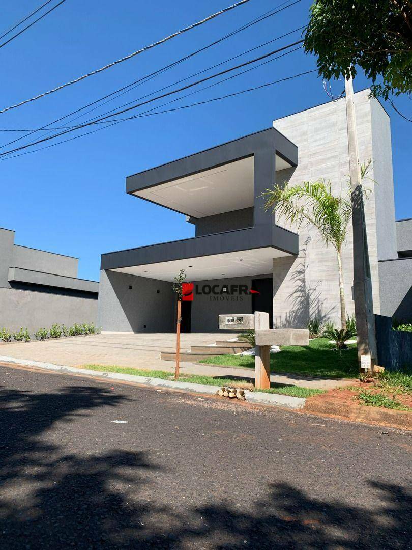 Casa de Condomínio à venda com 3 quartos, 210m² - Foto 2