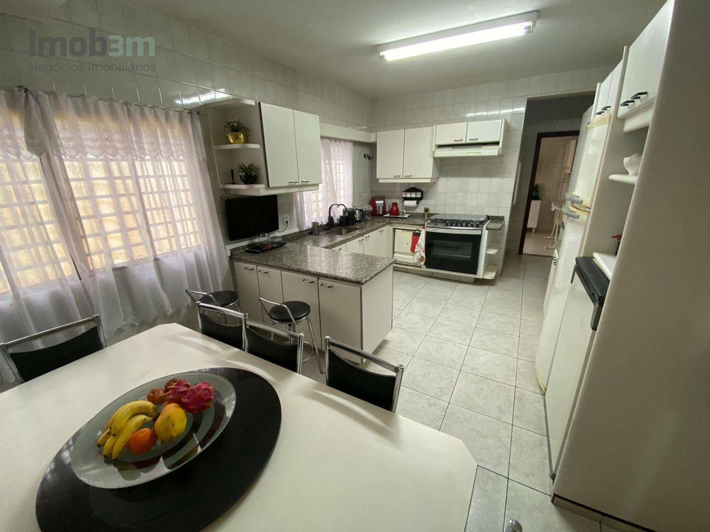 Sobrado à venda com 4 quartos, 360m² - Foto 16