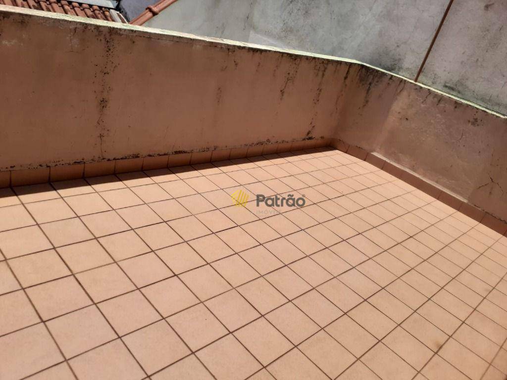 Sobrado à venda com 2 quartos, 246m² - Foto 68