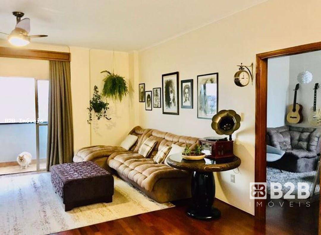 Cobertura à venda com 4 quartos, 311m² - Foto 1