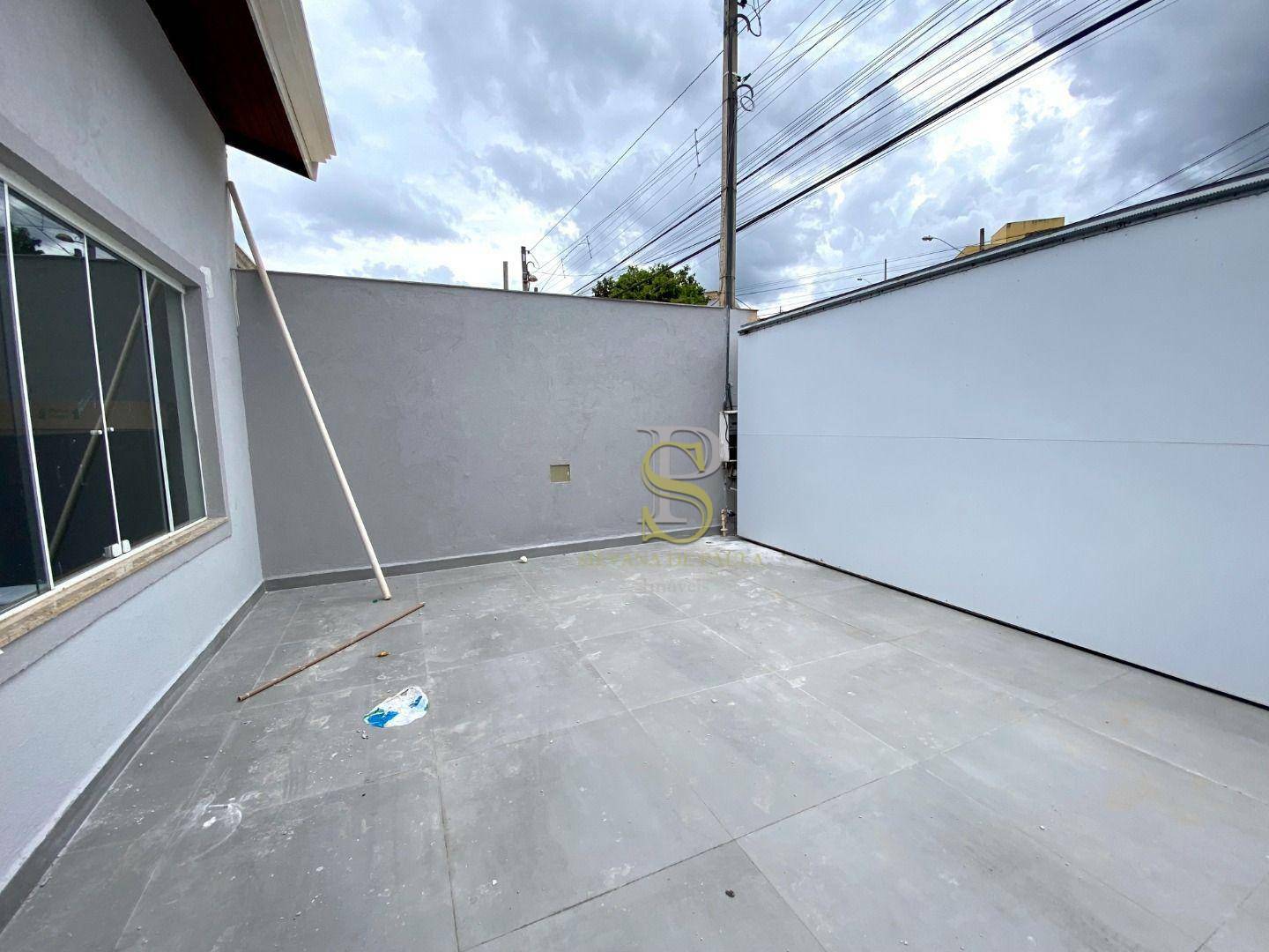 Casa à venda com 3 quartos, 240m² - Foto 17