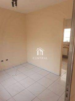 Casa à venda com 2 quartos, 60m² - Foto 13