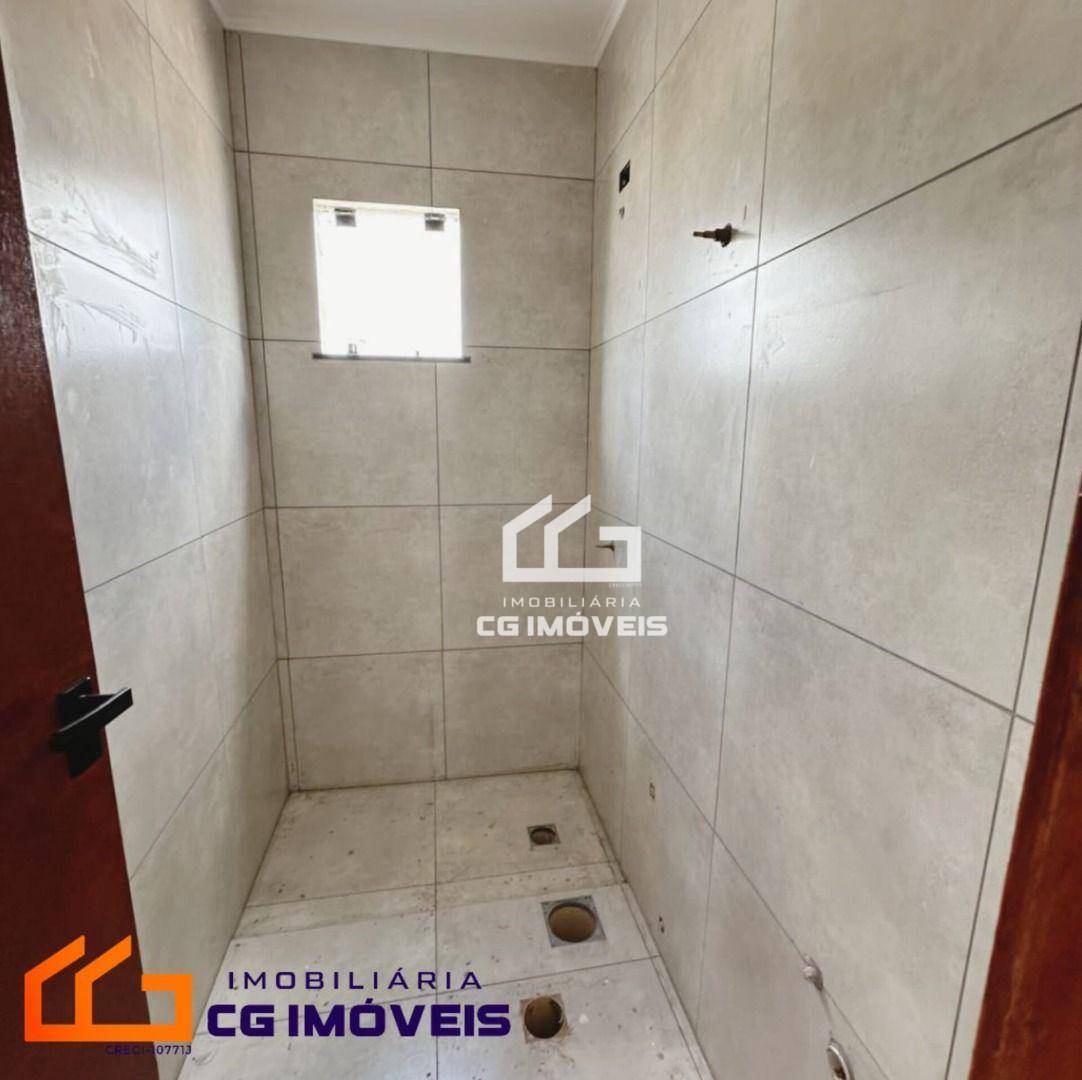 Casa à venda com 2 quartos, 40m² - Foto 5