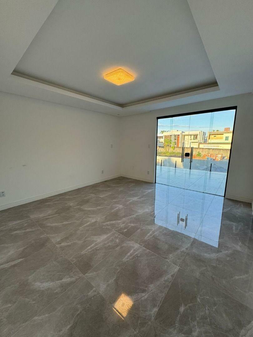 Casa de Condomínio à venda com 4 quartos, 282m² - Foto 14