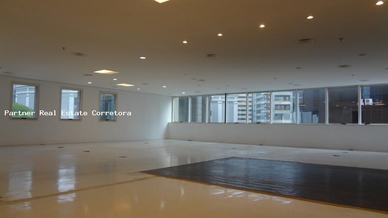 Prédio Inteiro para alugar, 206m² - Foto 2