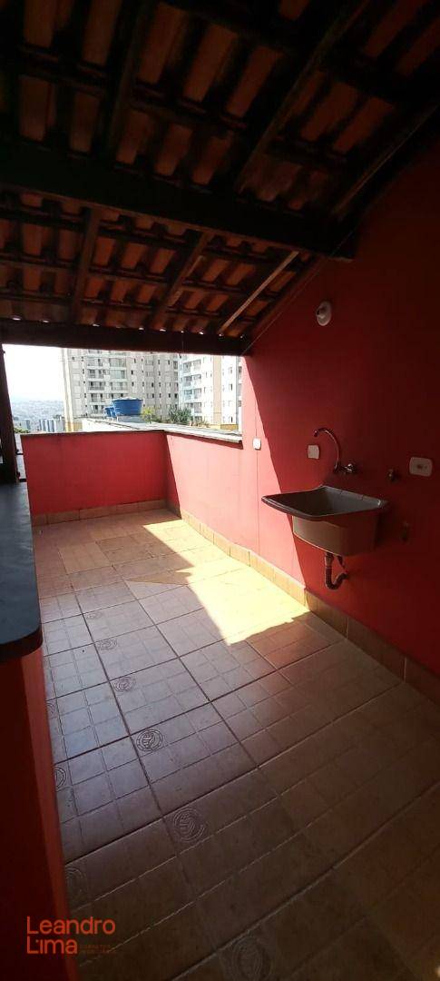 Apartamento para alugar com 2 quartos, 60m² - Foto 13