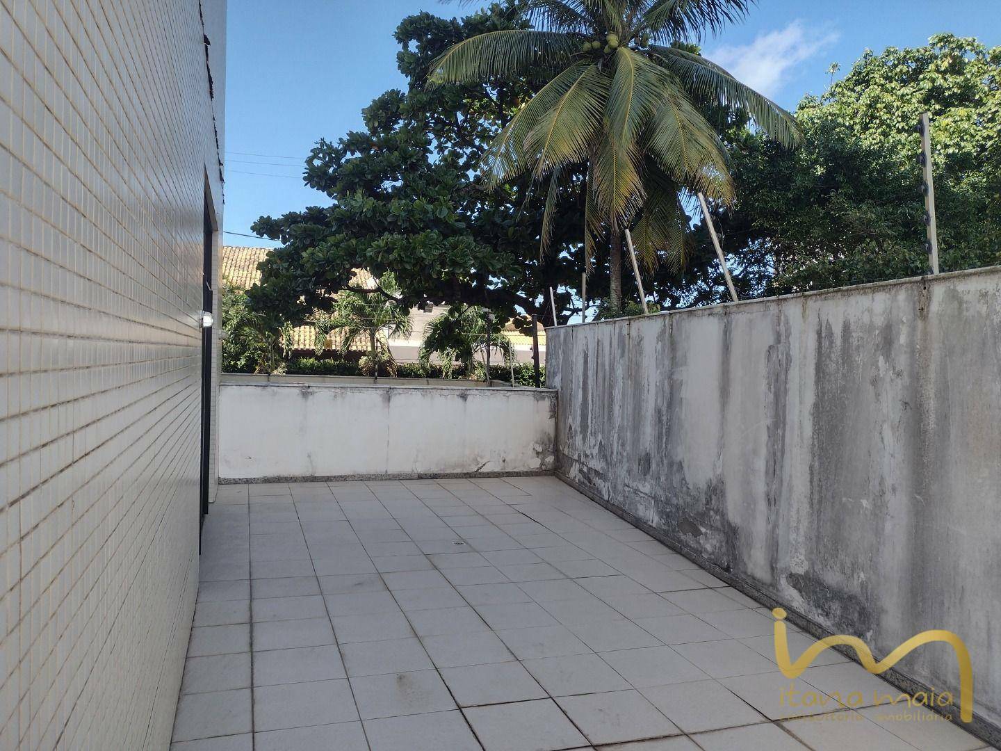 Apartamento à venda com 2 quartos, 64m² - Foto 32