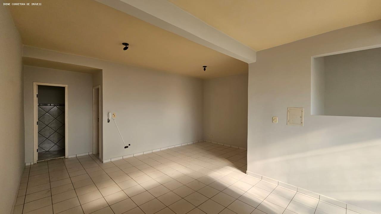 Apartamento à venda com 2 quartos, 77m² - Foto 15