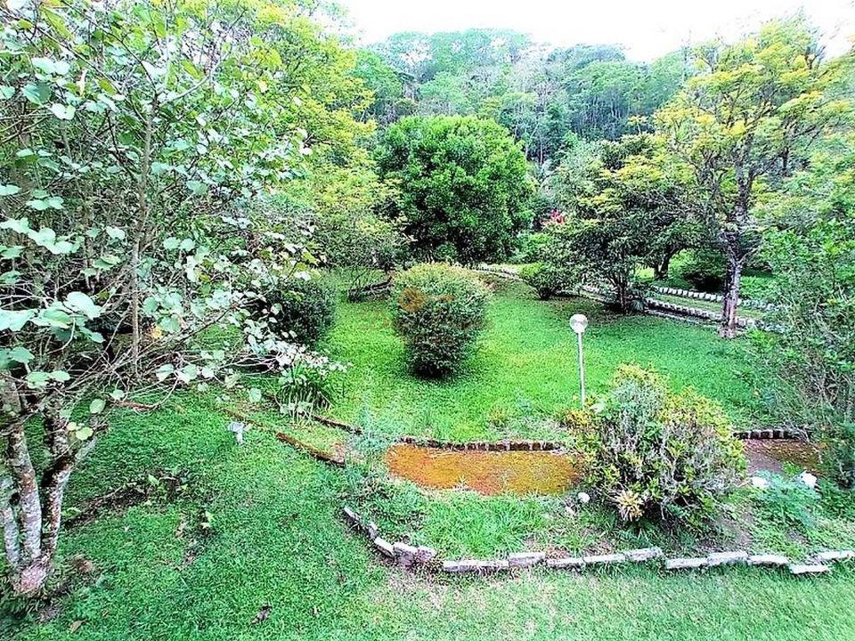 Fazenda à venda com 6 quartos, 211m² - Foto 35