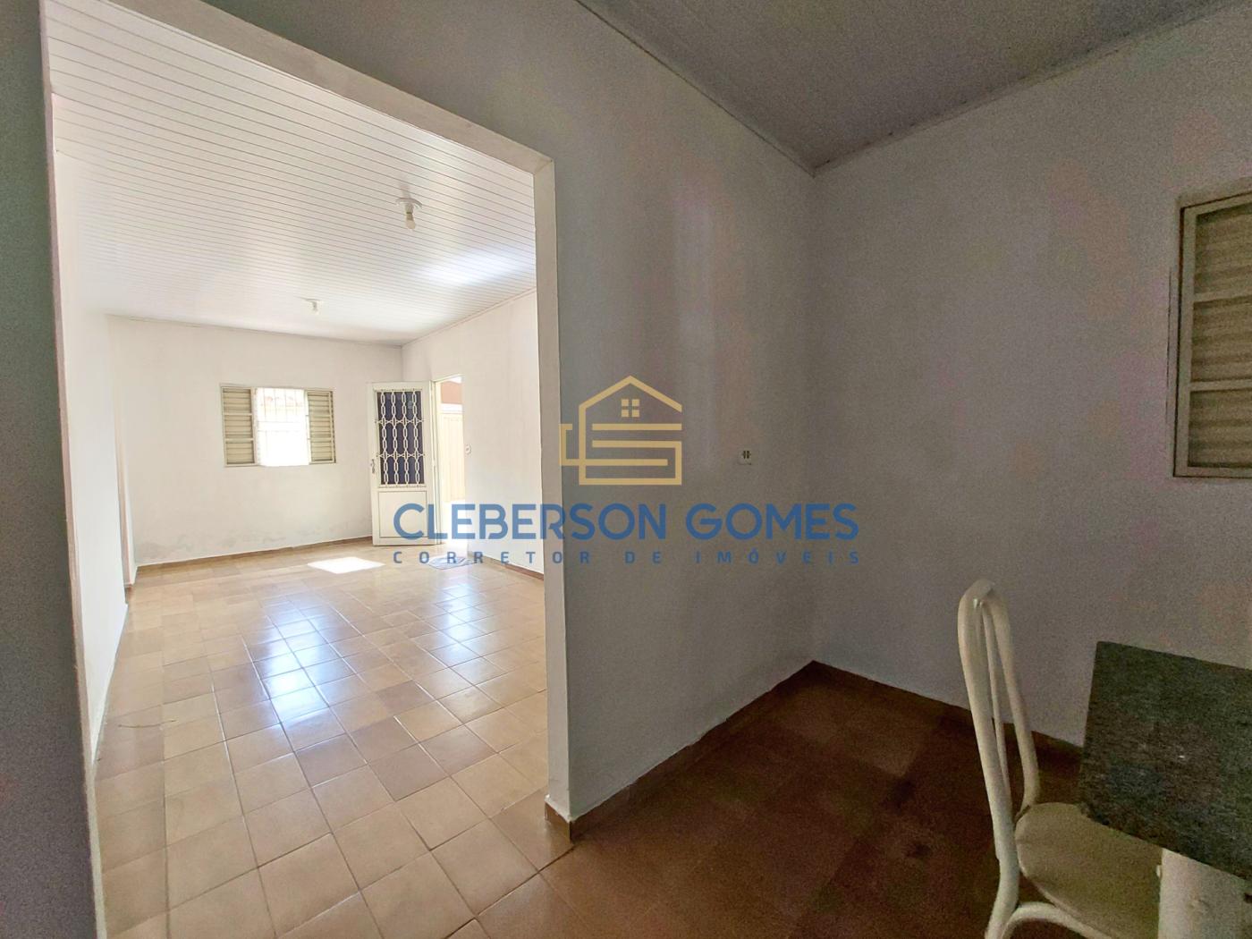 Casa à venda com 2 quartos, 360m² - Foto 15