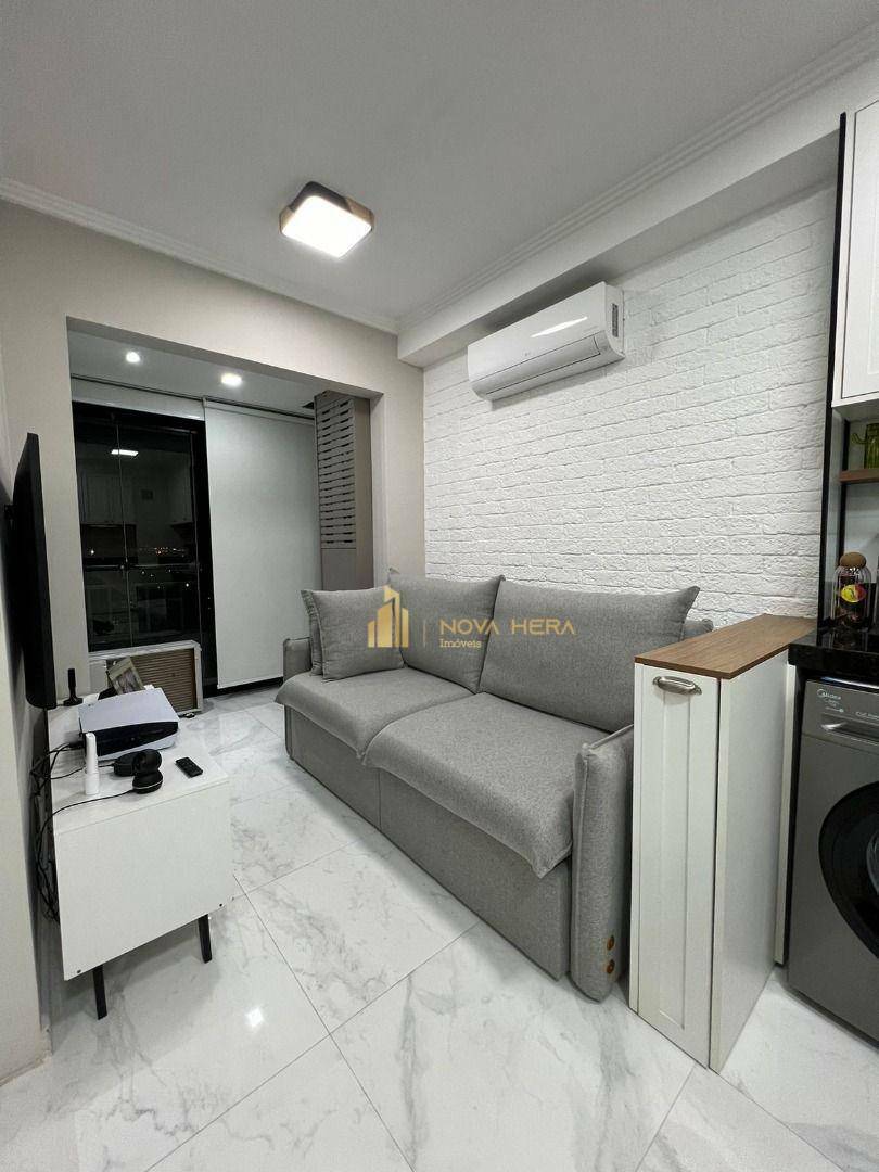 Apartamento à venda com 2 quartos, 42m² - Foto 15