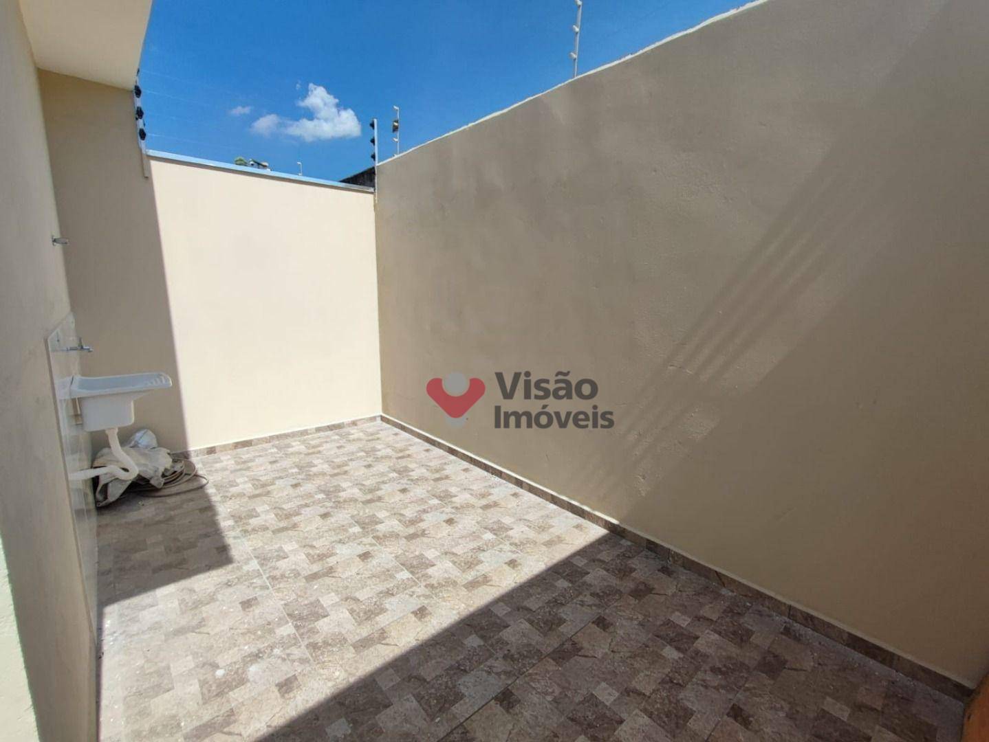 Casa à venda com 2 quartos, 66m² - Foto 20