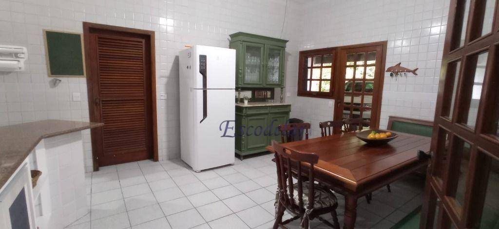 Casa de Condomínio à venda com 6 quartos, 420m² - Foto 30