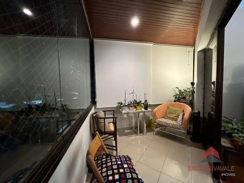 Apartamento à venda com 5 quartos, 200m² - Foto 1