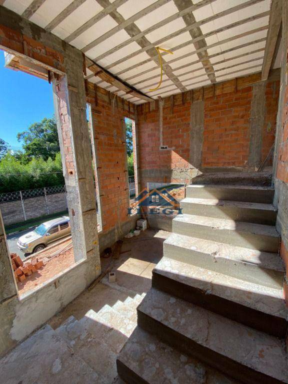 Casa de Condomínio à venda com 3 quartos, 216m² - Foto 6