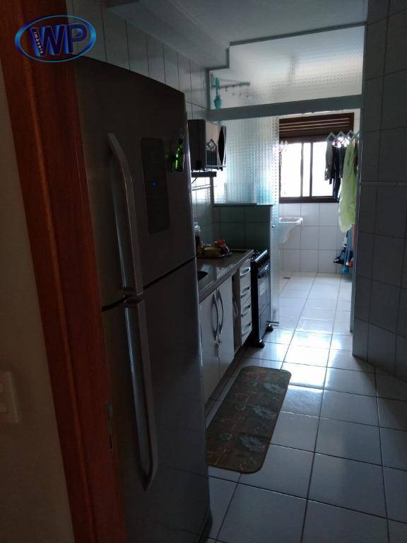 Apartamento à venda com 3 quartos, 65m² - Foto 9