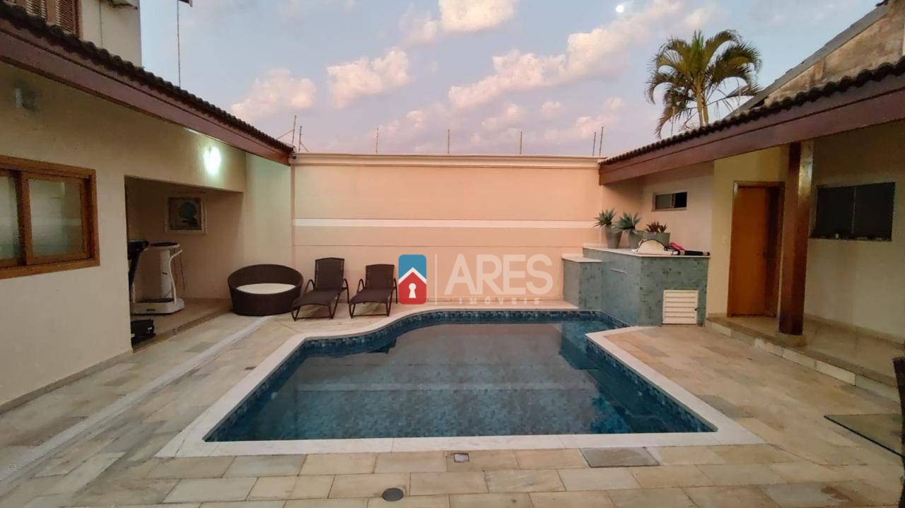 Casa à venda com 3 quartos, 380m² - Foto 20