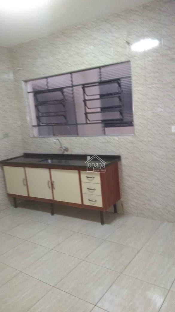 Casa à venda com 2 quartos, 110m² - Foto 4