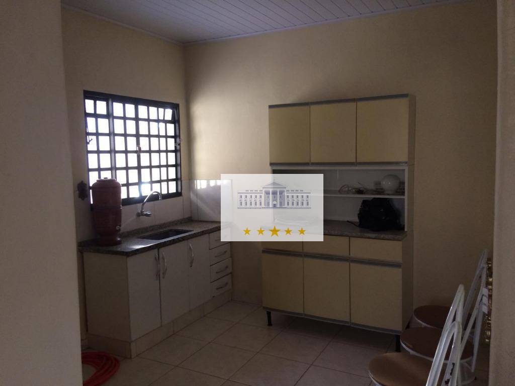 Casa à venda com 2 quartos, 95m² - Foto 12