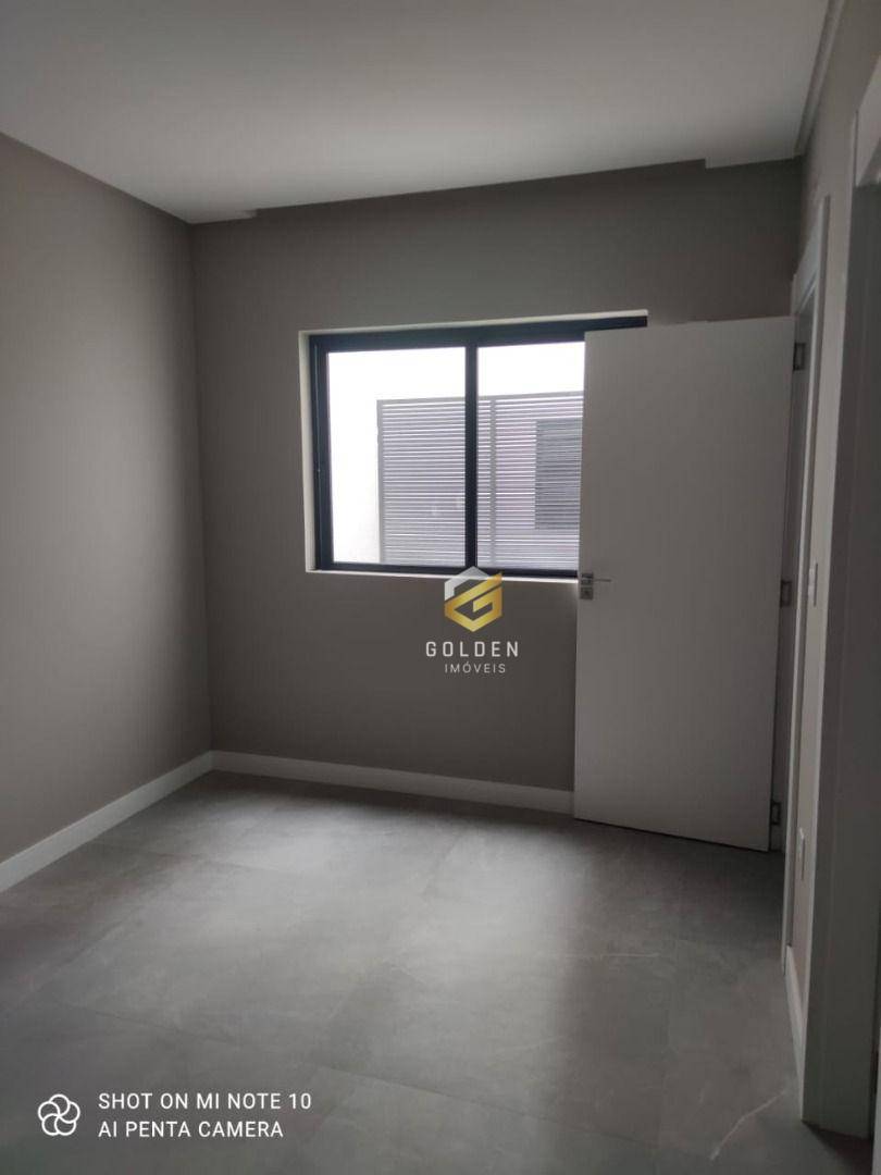 Sobrado à venda com 3 quartos, 220m² - Foto 14