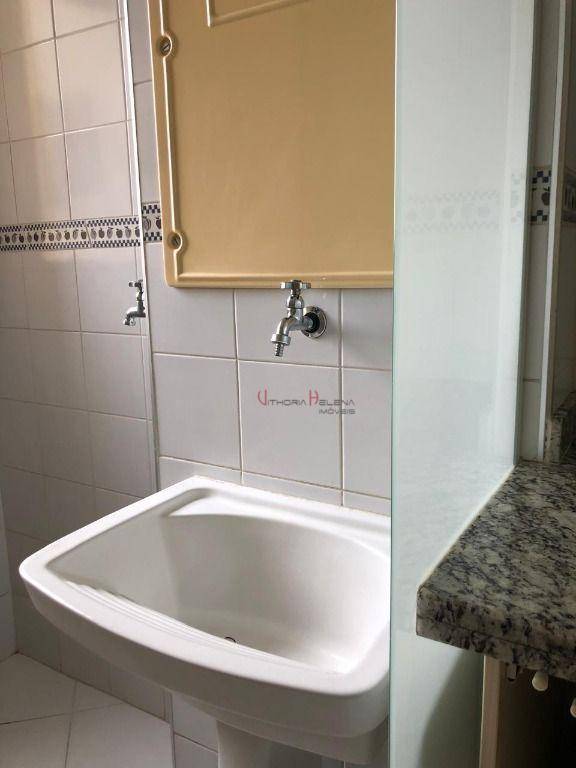 Apartamento à venda com 2 quartos, 75m² - Foto 11